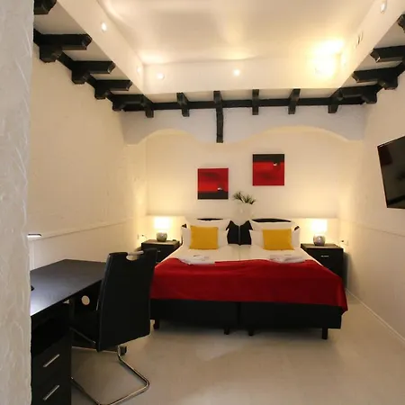 イン Gaestehaus Kronenstrasse